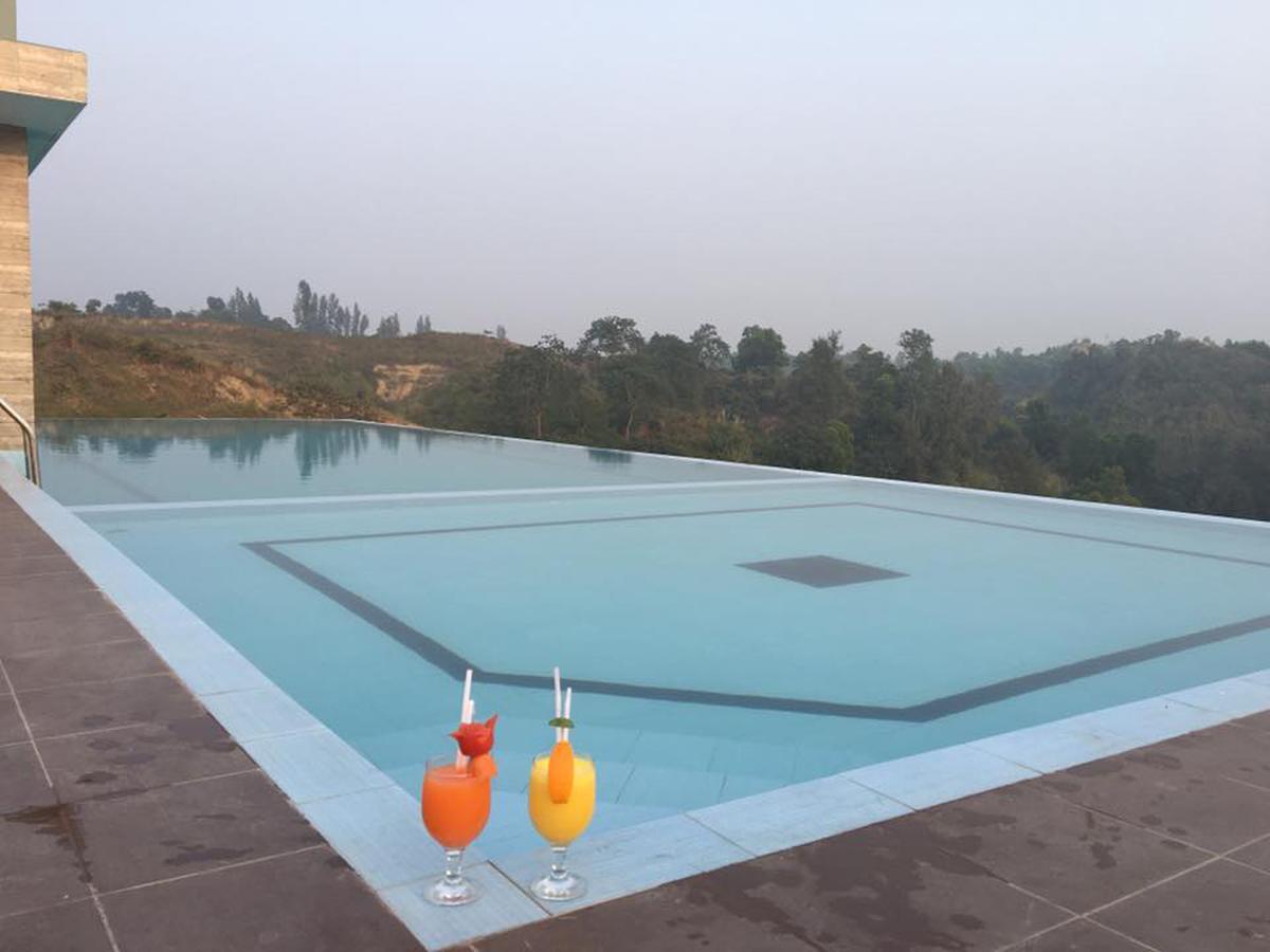 Neeshorgo Hotel & Resort Cox's Bazar Exterior foto