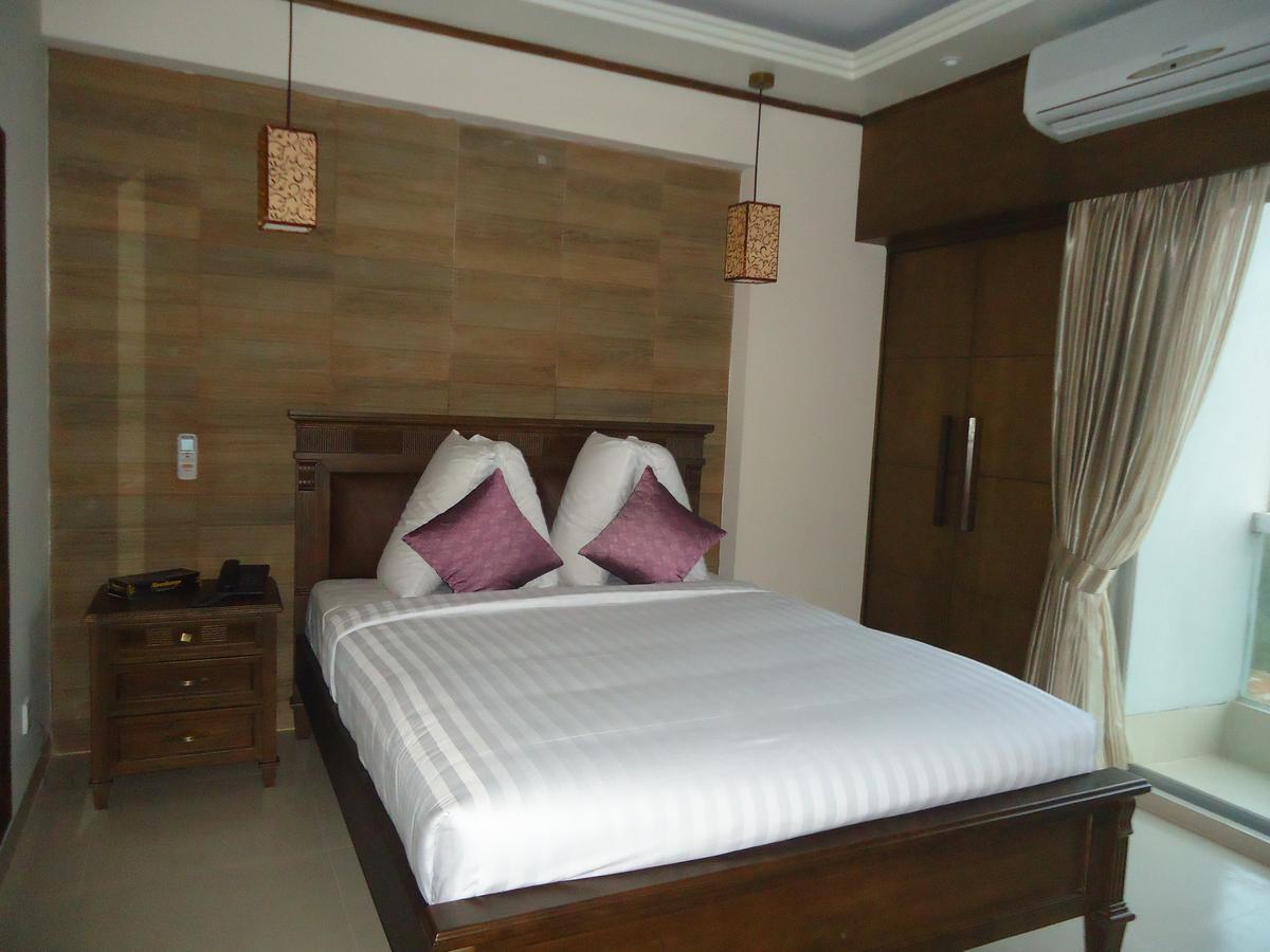 Neeshorgo Hotel & Resort Cox's Bazar Exterior foto
