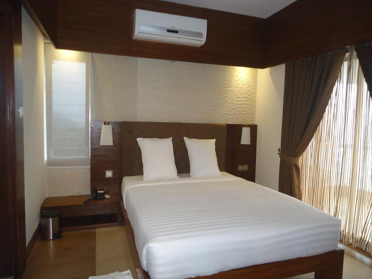 Neeshorgo Hotel & Resort Cox's Bazar Exterior foto