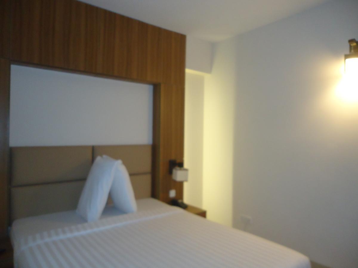 Neeshorgo Hotel & Resort Cox's Bazar Exterior foto
