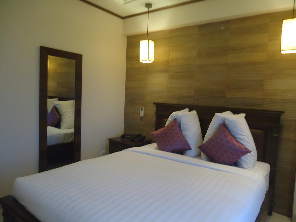 Neeshorgo Hotel & Resort Cox's Bazar Exterior foto